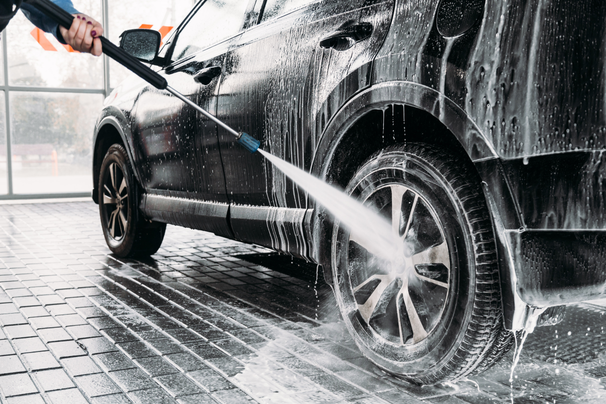 Pressure washer car wash